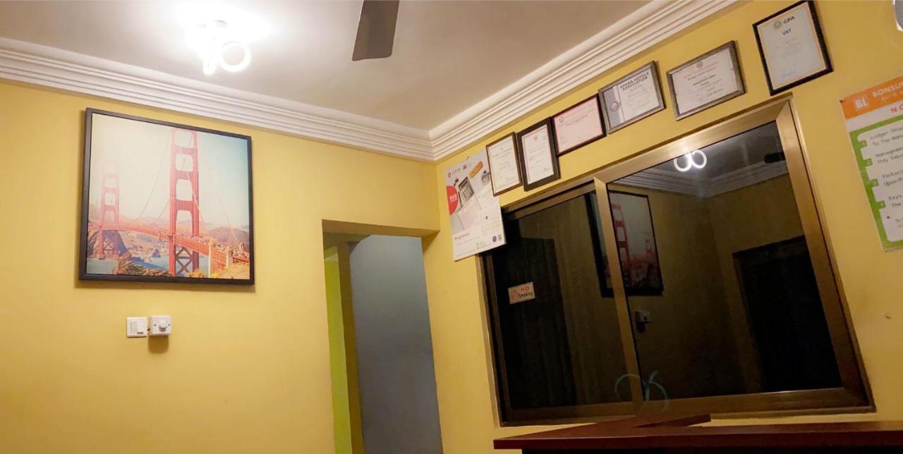 Bonsukoda Lodge Madina Екстериор снимка