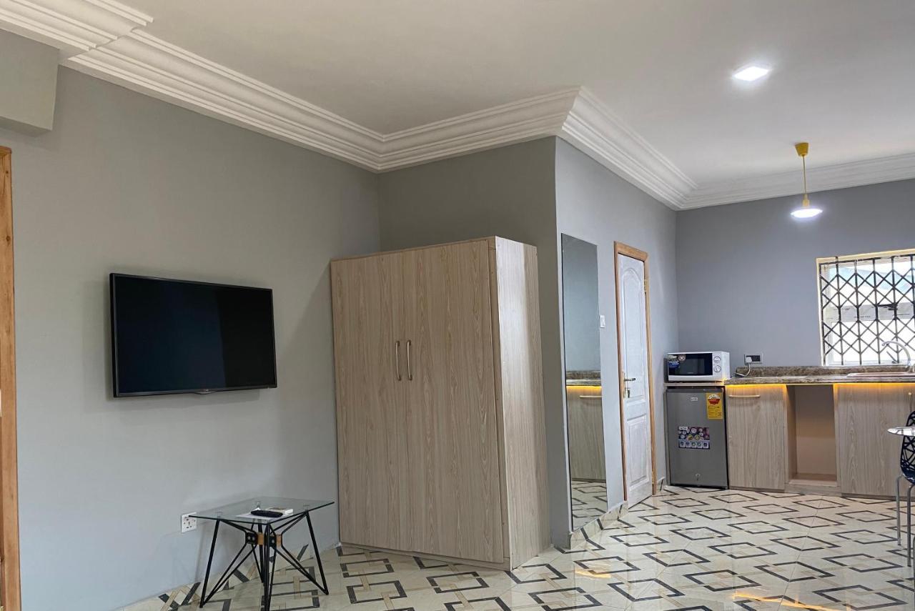 Bonsukoda Lodge Madina Екстериор снимка
