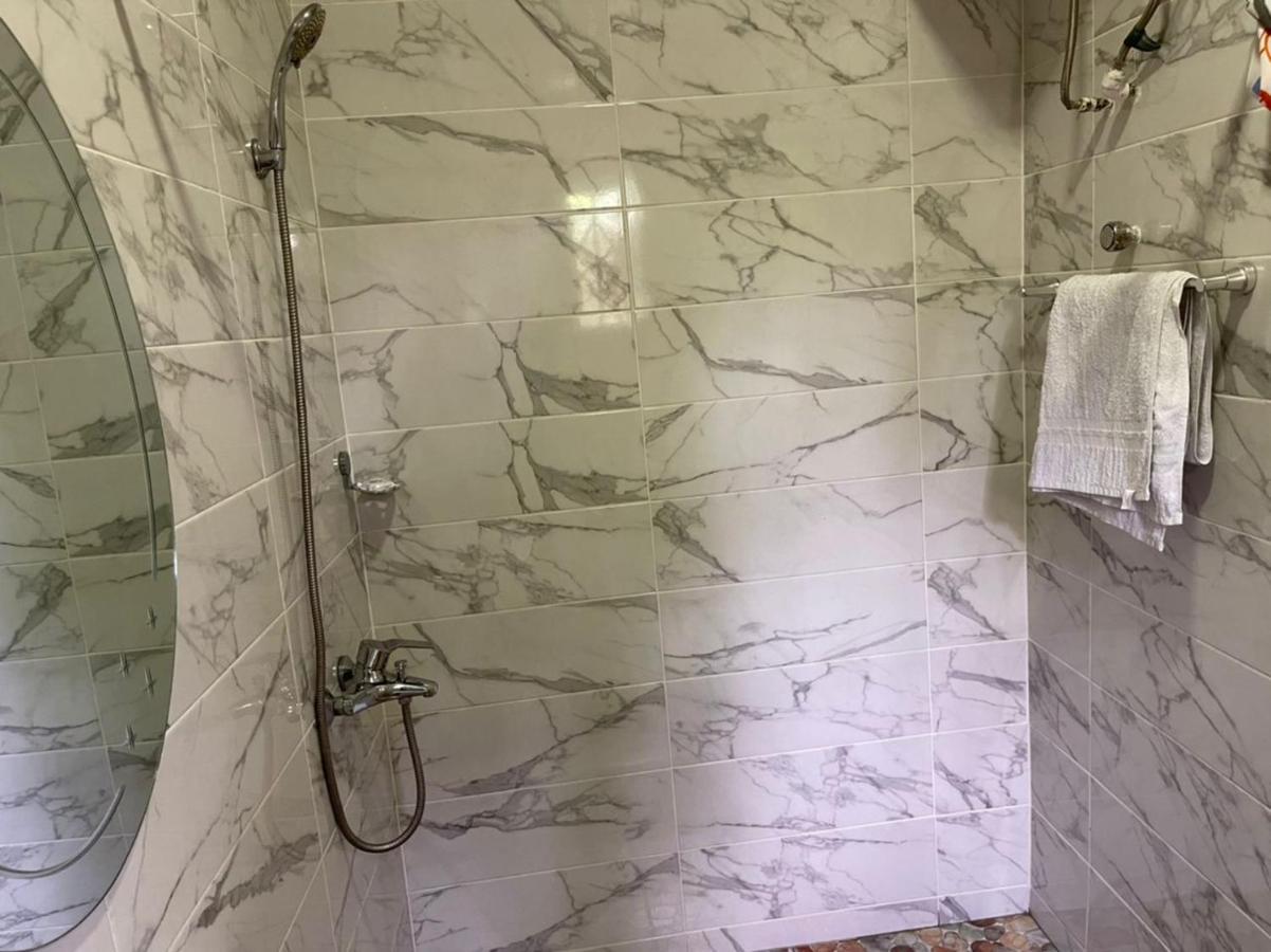 Bonsukoda Lodge Madina Екстериор снимка