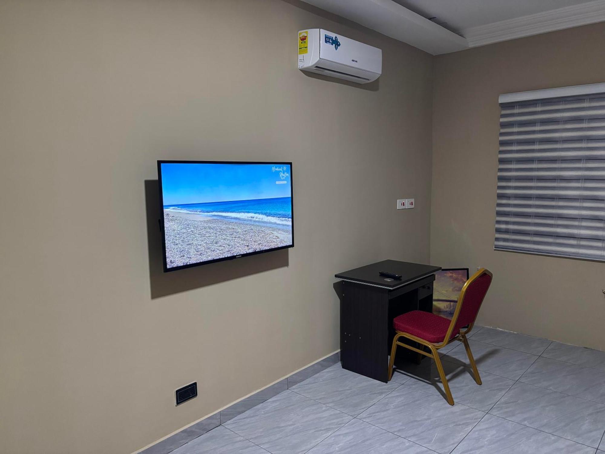 Bonsukoda Lodge Madina Екстериор снимка