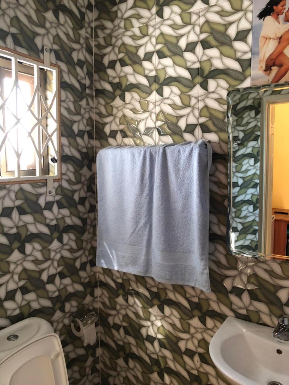 Bonsukoda Lodge Madina Екстериор снимка